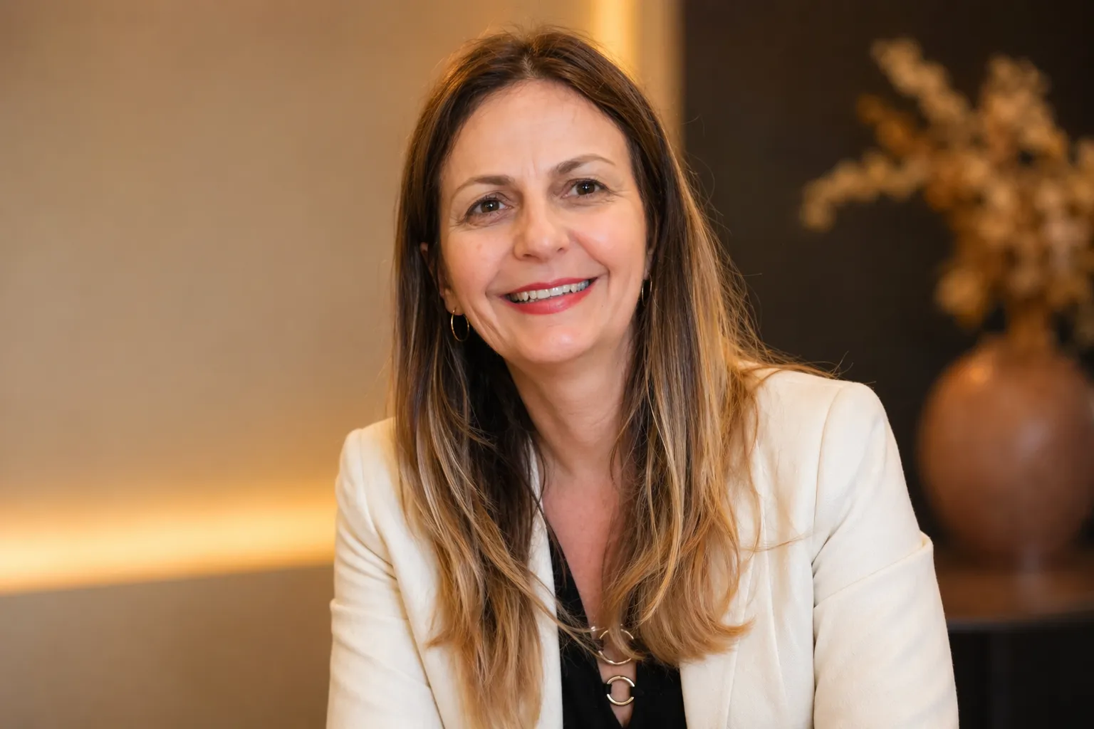 Soraya Villas Boas é terapeuta holística integrativa e estudiosa dos processos de cura energética e expansão da consciência.